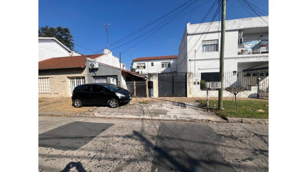 Cerrito 3300 1°  – USD83.000 – Tipo Casa PH – en Venta